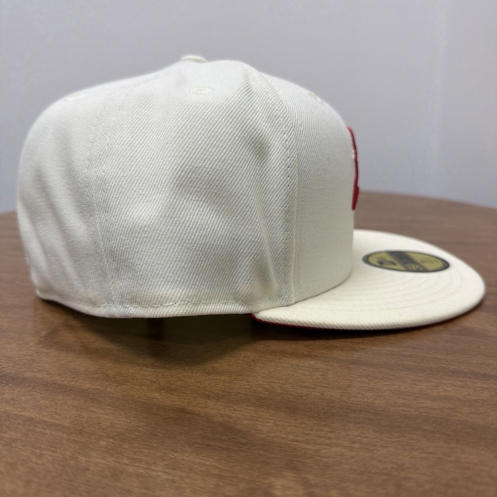 Men's New Era Cream Tampa Bay Buccaneers Chrome Color Dim 59FIFTY Fitted 7 1/2 - Picture 6 of 8